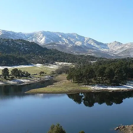 Guadarrama Apartment Navaluenga